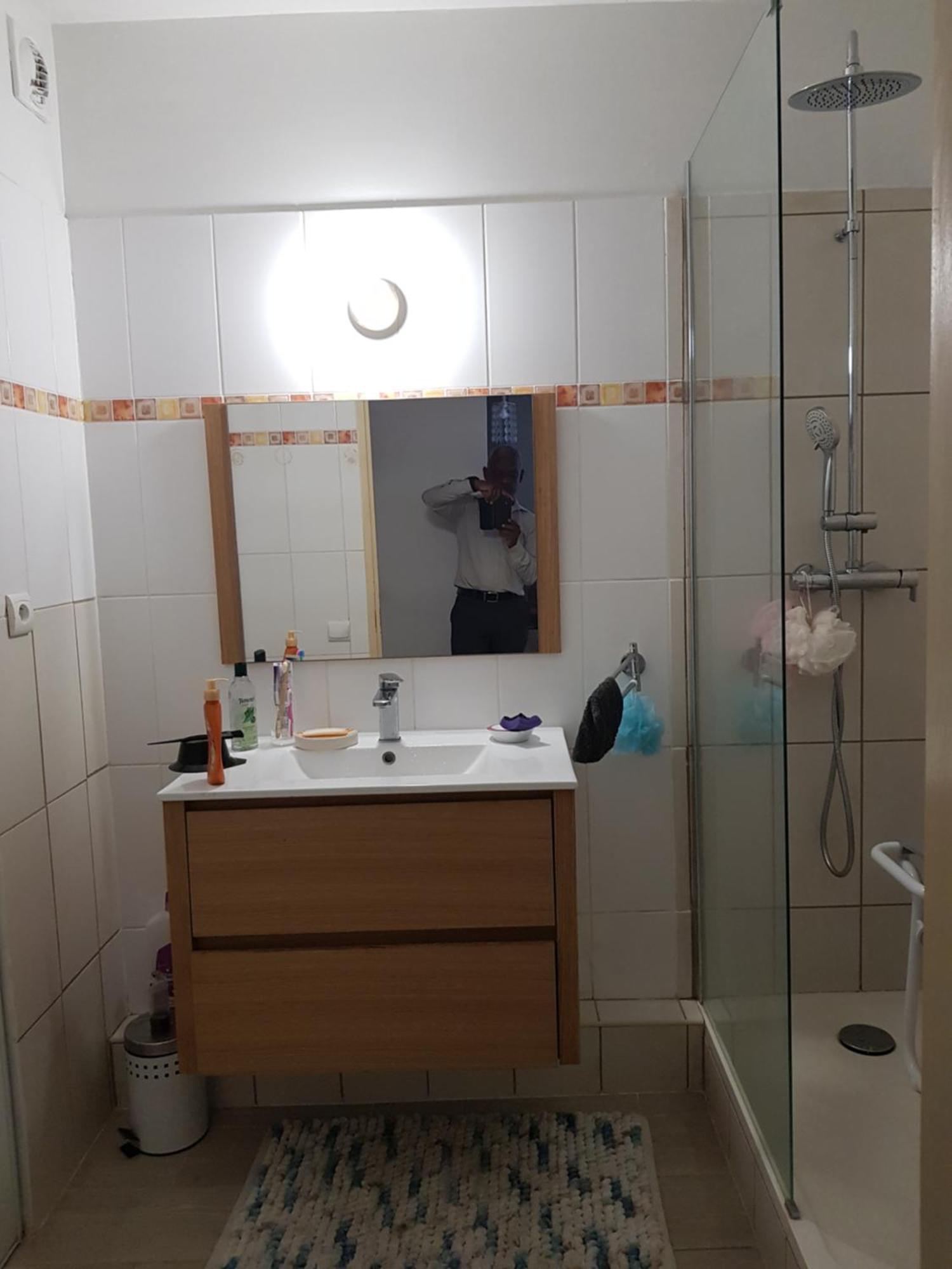 T3 Dans Residence Bon Standing Tres Proche Centre Ville Saint Denis Екстер'єр фото